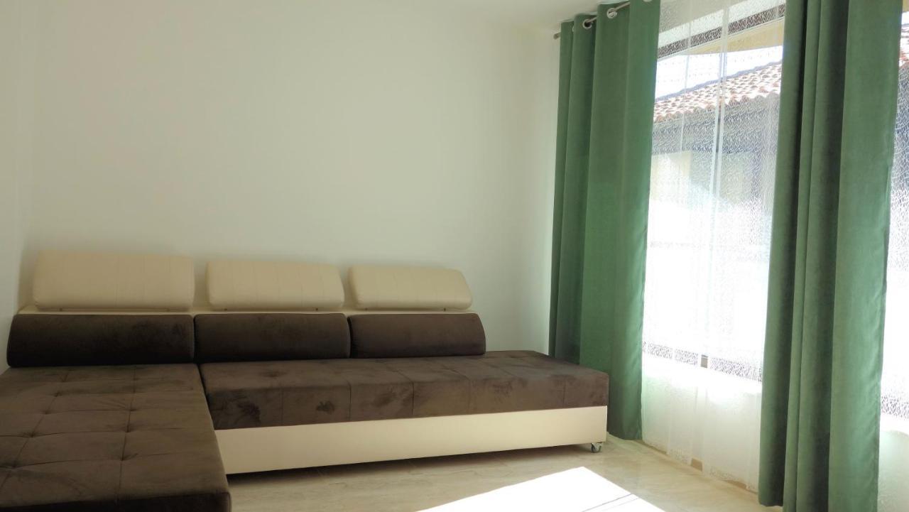 Sea Garden Marina 3 Apartment Varna Esterno foto